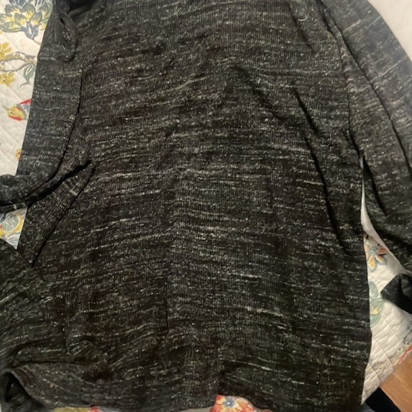 Monrow gray heather marled knit top size L - Picture 4 of 5